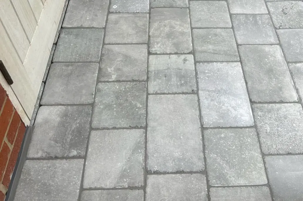Porcelain cobble setts laid outside