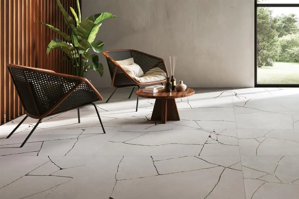 Veined statement porcelain floor